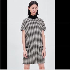 ZARA Dress with knit collar